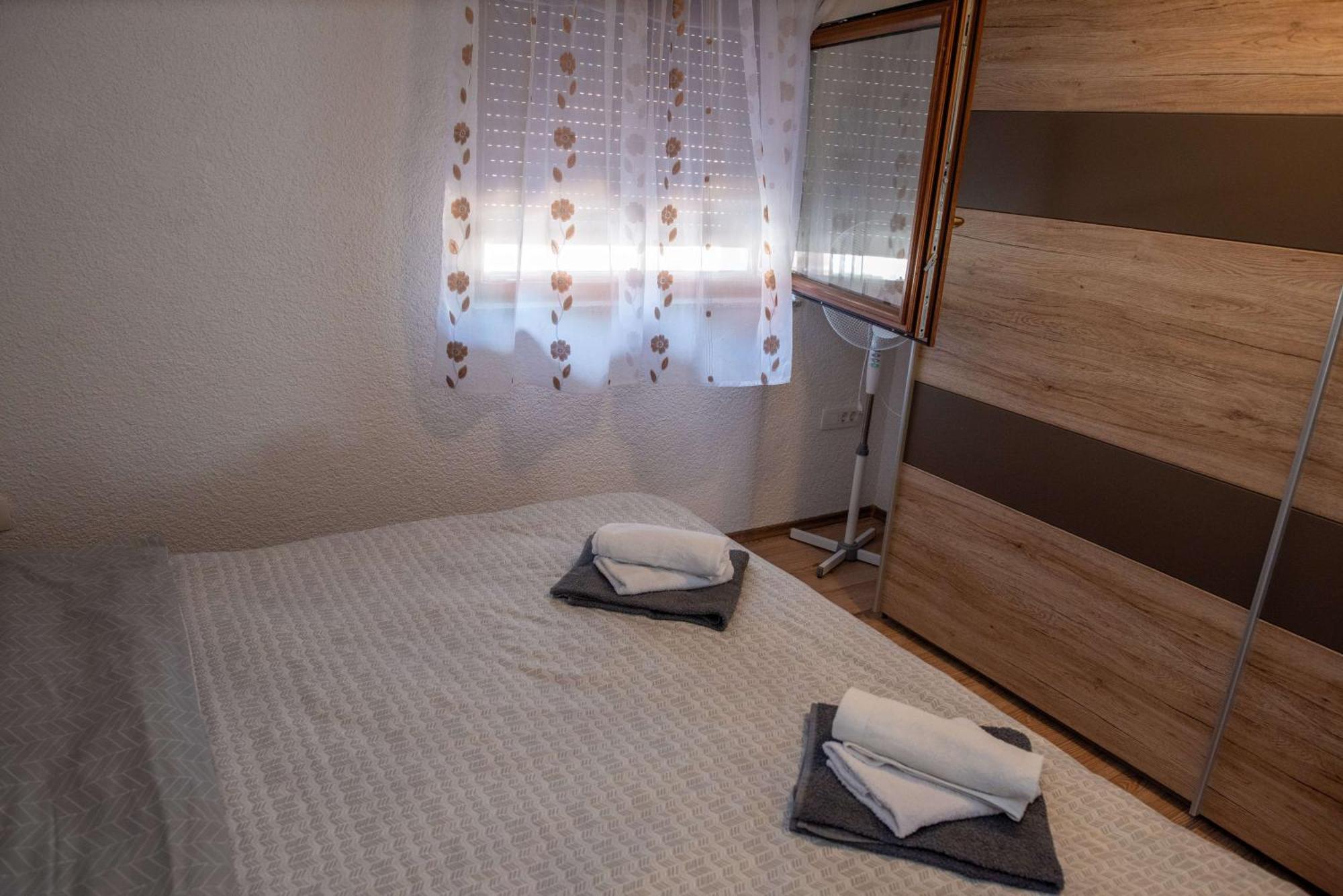 Kuca Za Odmor Boki Villa Gospic Exterior photo